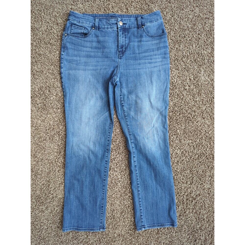 Chico's Women's Girlfriend Jeans Size 12R Straight Leg Relaxed